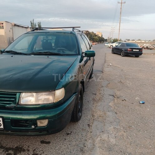 Volkswagen Passat 1996, 289,000 km - 2.0 l - Bakı