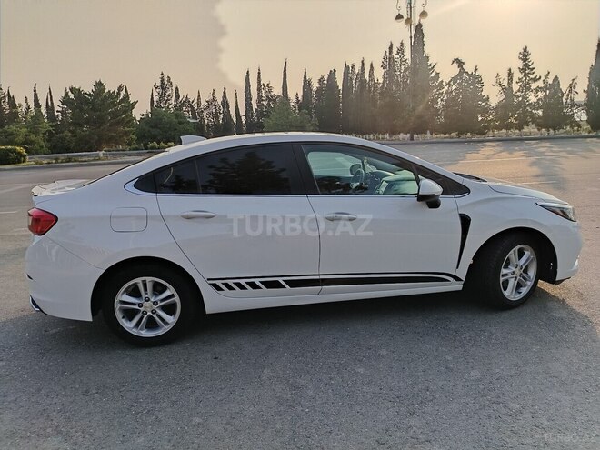 Chevrolet Cruze 2019, 280,026 km - 1.4 l - Şirvan