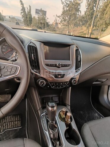 Chevrolet Cruze 2019, 280,026 km - 1.4 l - Şirvan