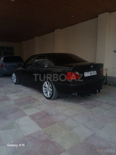 BMW 320 1993, 93,584 km - 2.0 l - Bakı