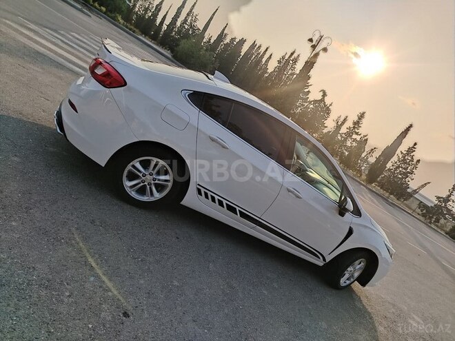 Chevrolet Cruze 2019, 280,026 km - 1.4 l - Şirvan