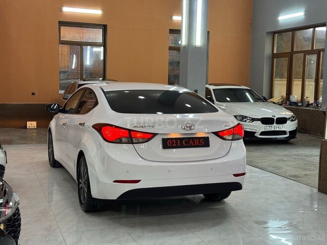 Hyundai Avante-19