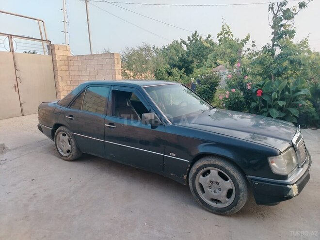 Mercedes E 230 1990, 507,903 km - 2.3 l - Salyan