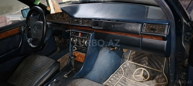 Mercedes E 230 1990, 507,903 km - 2.3 l - Salyan