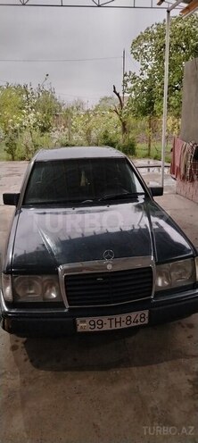 Mercedes E 230 1990, 507,903 km - 2.3 l - Salyan