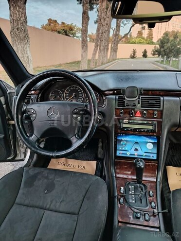 Mercedes E 230 1995, 386,000 km - 2.3 l - Bakı