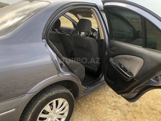 Nissan Sunny 2005, 370,000 km - 1.3 l - Bakı