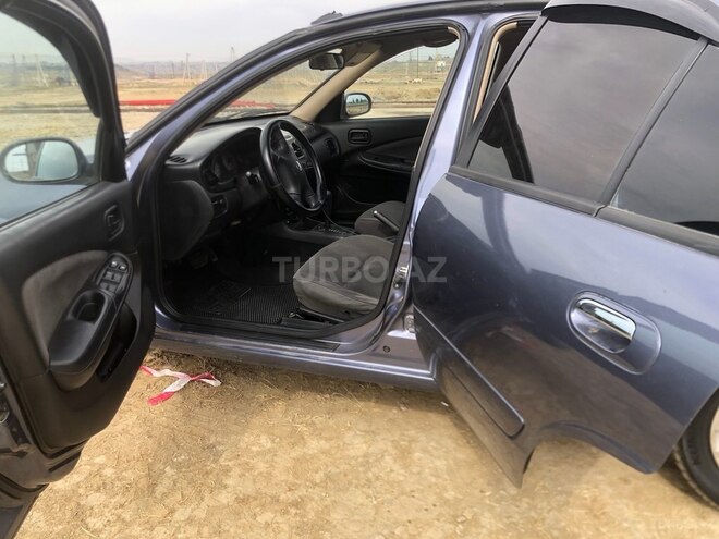Nissan Sunny 2005, 370,000 km - 1.3 l - Bakı