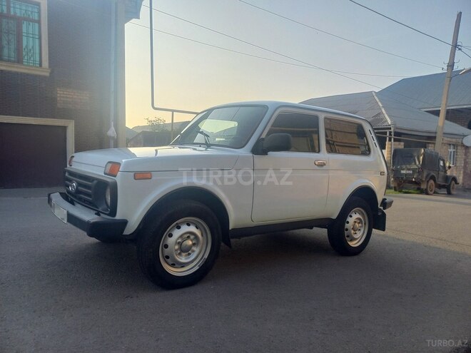 LADA (VAZ) Niva 2004, 220,000 km - 1.7 l - Göygöl