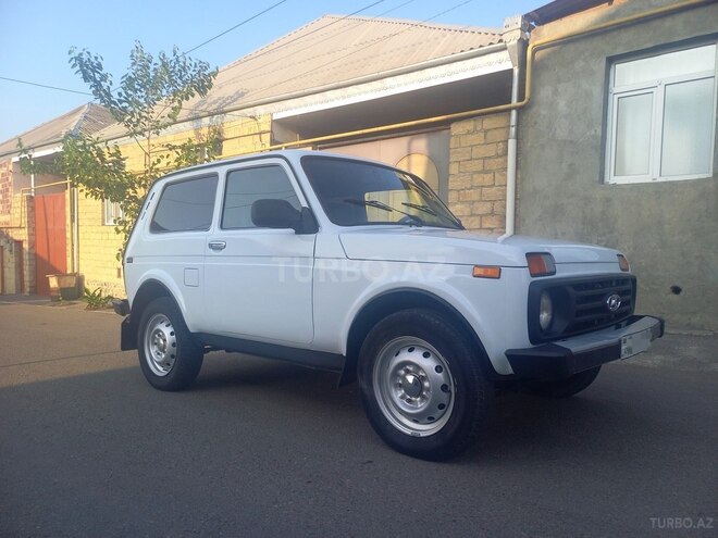 LADA (VAZ) Niva 2004, 220,000 km - 1.7 l - Göygöl