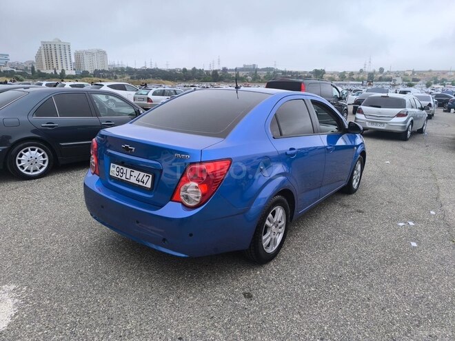Chevrolet Aveo-5