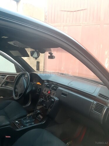 Mercedes E 280 1997, 350,000 km - 2.8 l - Bakı