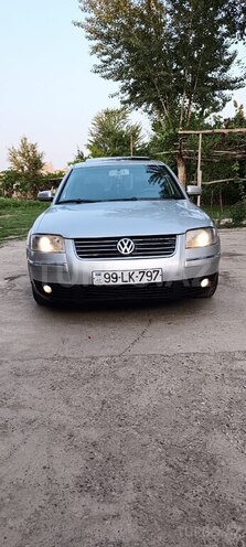 Volkswagen Passat 2002, 200,000 km - 1.8 l - Mingəçevir