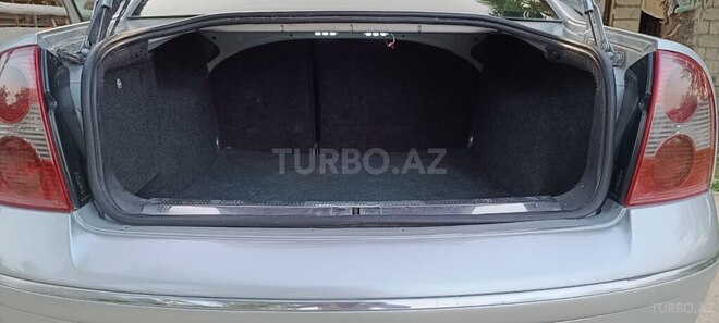 Volkswagen Passat 2002, 200,000 km - 1.8 l - Mingəçevir
