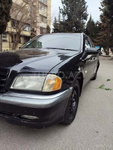 Mercedes C 200 1998, 324,853 km - 2.0 l - Bakı