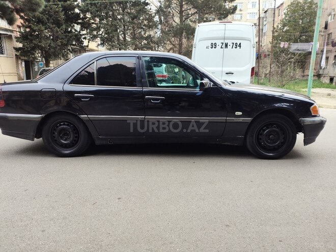 Mercedes C 200 1998, 324,853 km - 2.0 l - Bakı
