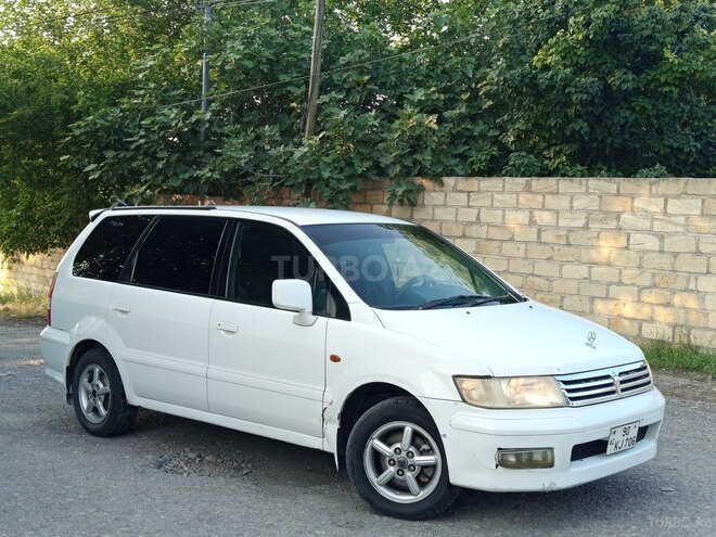 Mitsubishi Chariot 2002, 245,000 km - 2.4 л - Bərdə