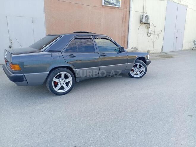 Mercedes 190 1990, 201,245 km - 1.8 l - Bakı