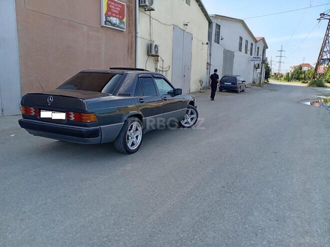 Mercedes 190 1990, 201,245 km - 1.8 l - Bakı