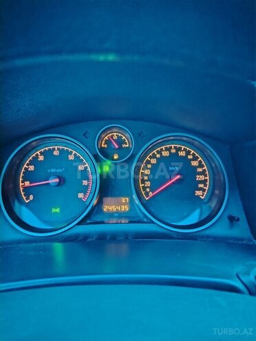 Opel Astra 2009, 245,000 km - 1.4 l - Gədəbəy