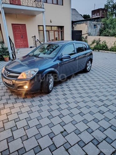 Opel Astra 2009, 245,000 km - 1.4 l - Gədəbəy