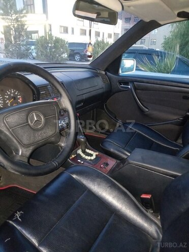 Mercedes C 180 1997, 281,000 km - 1.8 l - Bakı