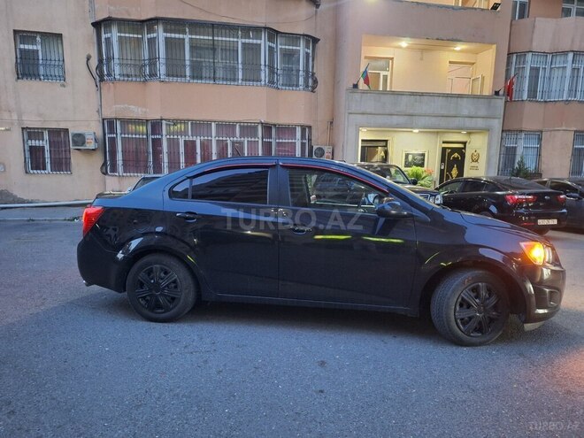 Chevrolet Aveo-6