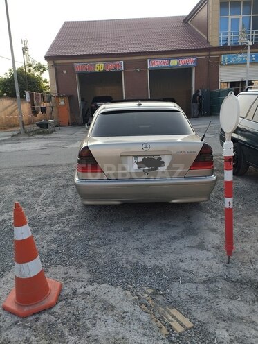 Mercedes C 230 1997, 320,000 km - 2.3 л - Şirvan