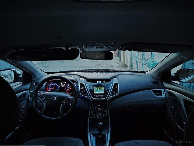 Hyundai Elantra 2015, 161,739 km - 1.8 л - Bakı