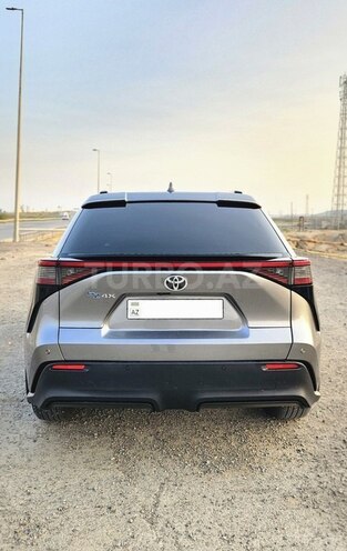 Toyota bZ4X 2023, 12,500 km - 0.0 l - Bakı