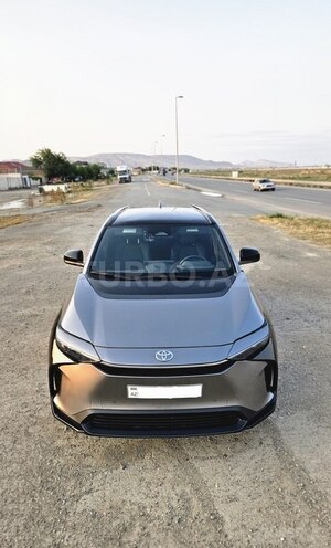 Toyota bZ4X 2023, 12,500 km - 0.0 l - Bakı