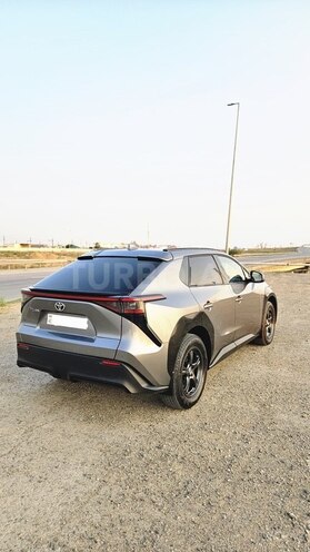 Toyota bZ4X 2023, 12,500 km - 0.0 l - Bakı