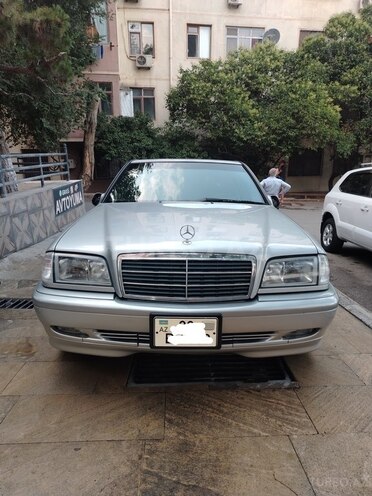Mercedes C 200 1998, 200,000 km - 2.0 л - Bakı