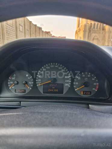 Mercedes E 280 1999, 244,300 km - 2.8 л - Bakı