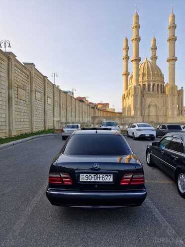 Mercedes E 280 1999, 244,300 km - 2.8 л - Bakı