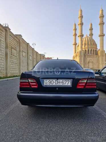 Mercedes E 280 1999, 244,300 km - 2.8 л - Bakı