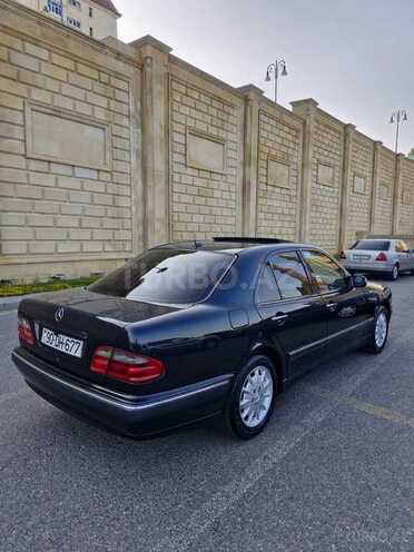 Mercedes E 280 1999, 244,300 km - 2.8 л - Bakı