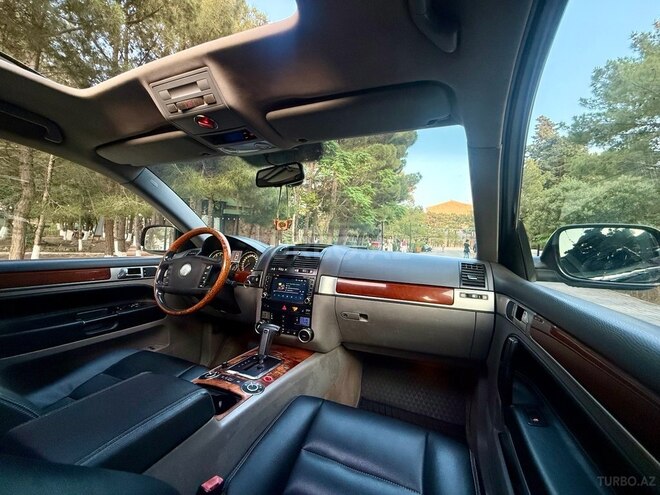 Volkswagen Touareg 2006, 371,200 km - 3.2 л - Bakı