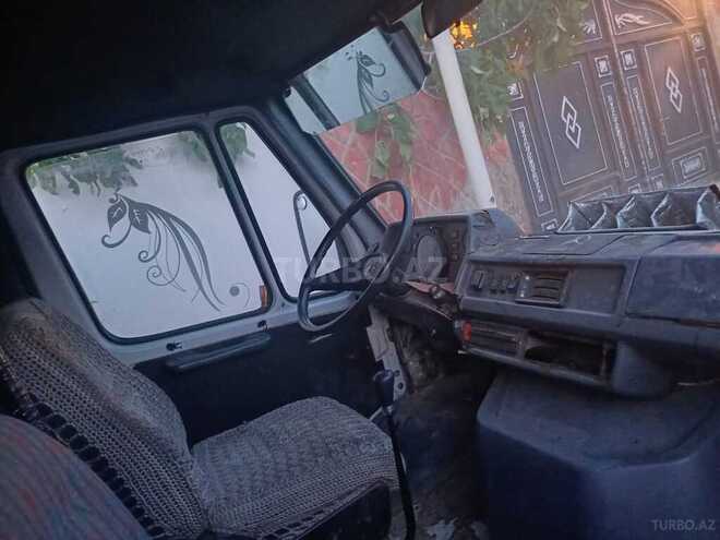 Mercedes 208 D 1996, 500,000 km - 2.3 l - Bakı