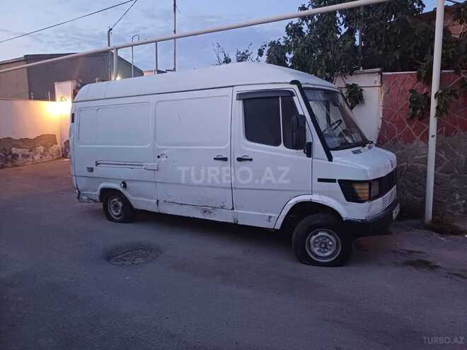 Mercedes 208 D 1996, 500,000 km - 2.3 l - Bakı