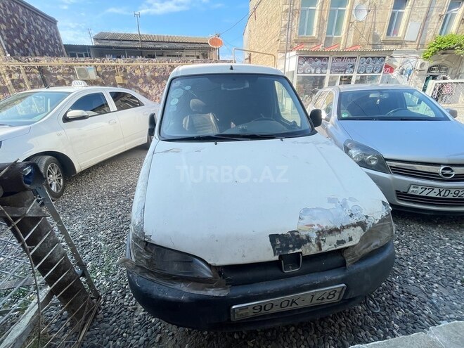 Peugeot Partner 2002, 470,000 km - 1.9 l - Bakı
