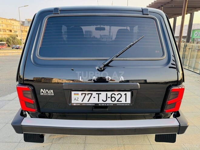 LADA (VAZ) Niva-12