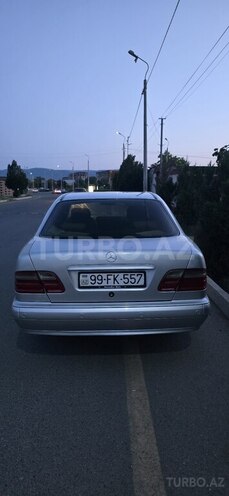 Mercedes E 200 2001, 543,876 km - 2.0 l - Şəmkir