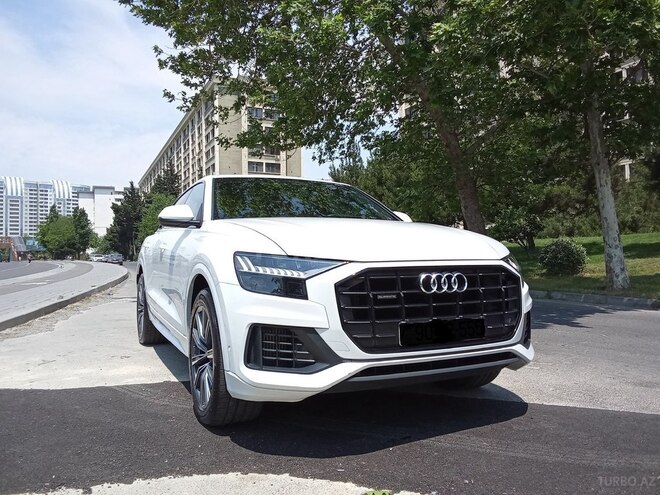 Audi Q8 2018, 53,000 km - 3.0 l - Bakı