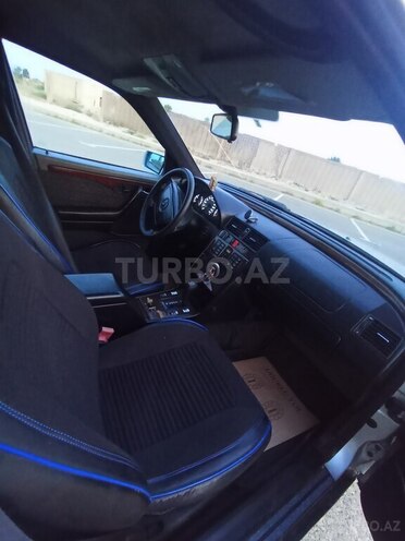 Mercedes C 220 1995, 630,000 km - 2.2 л - Bakı