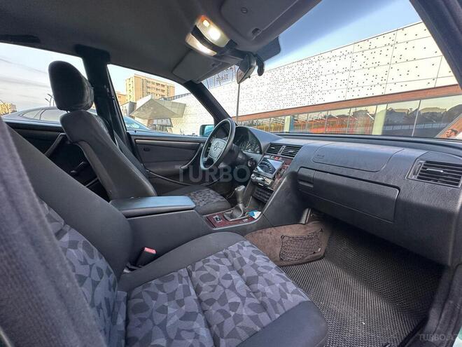 Mercedes C 180 1998, 207,000 km - 1.8 l - Bakı