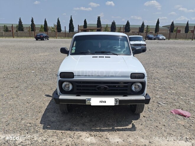 LADA (VAZ) Niva 2008, 252,600 km - 1.7 л - Oğuz