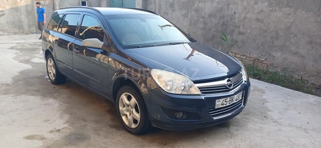 Opel Astra 2008, 240,000 km - 1.4 l - Mingəçevir