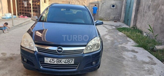 Opel Astra 2008, 240,000 km - 1.4 l - Mingəçevir