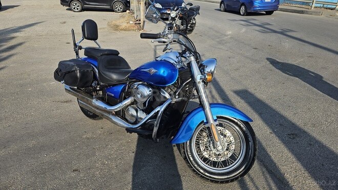 Kawasaki VN 900 Vulcan-2